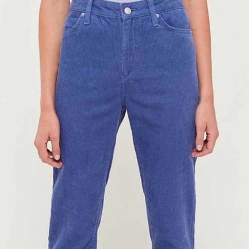 BDG Blue Corduroy Mom High Rise Jeans. Size 29